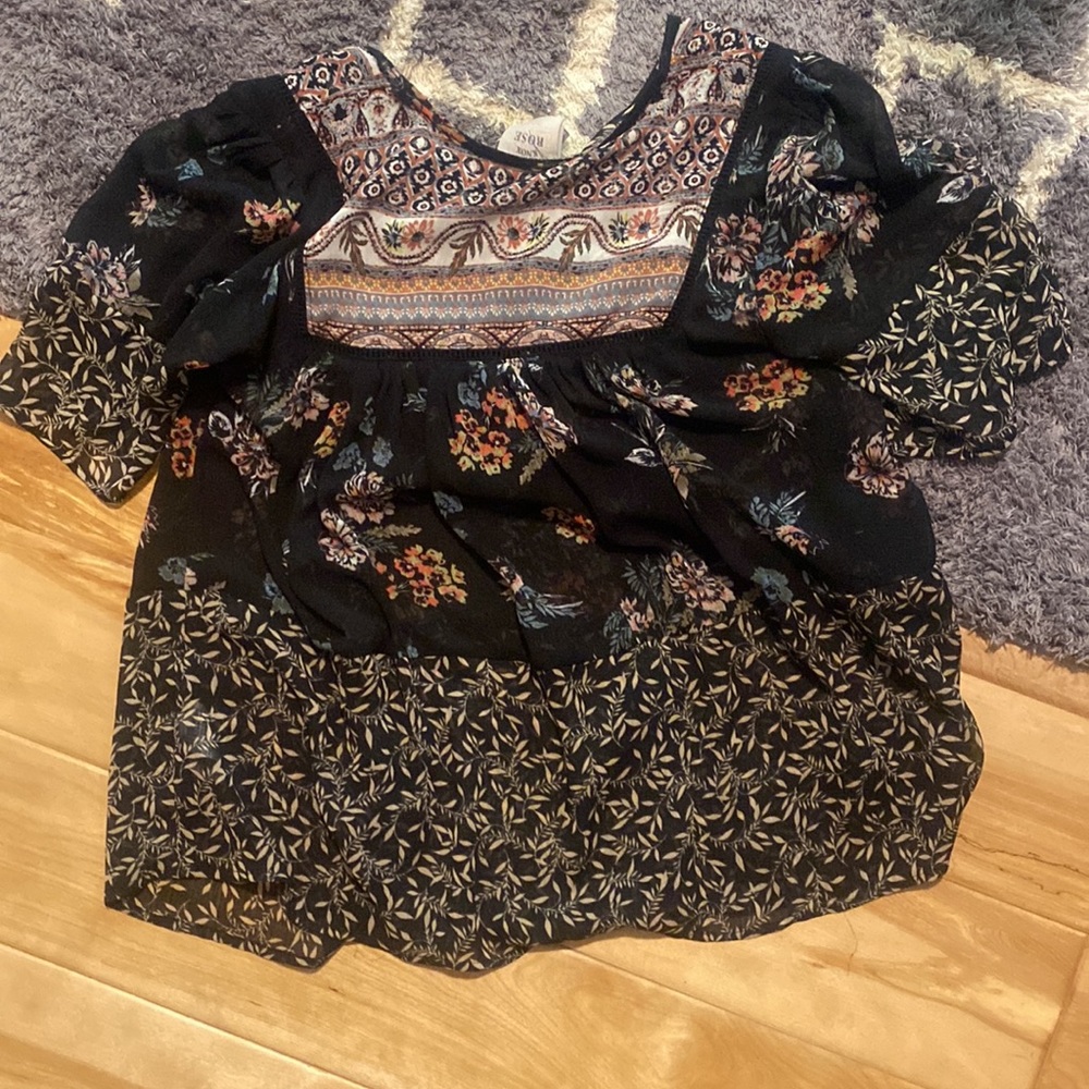 Knox Rose Blouse - Picture 4 of 4